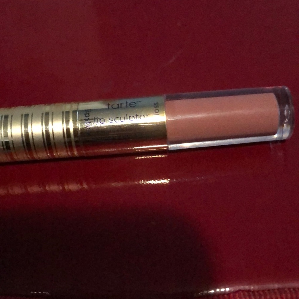 Tarte lip sculpture